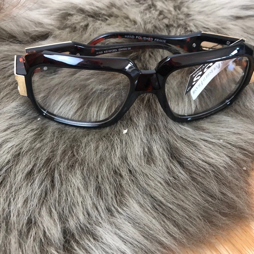 WOMAN’S TORTOISE BROWN RETRO LOOK GAZELLE GLASSES
